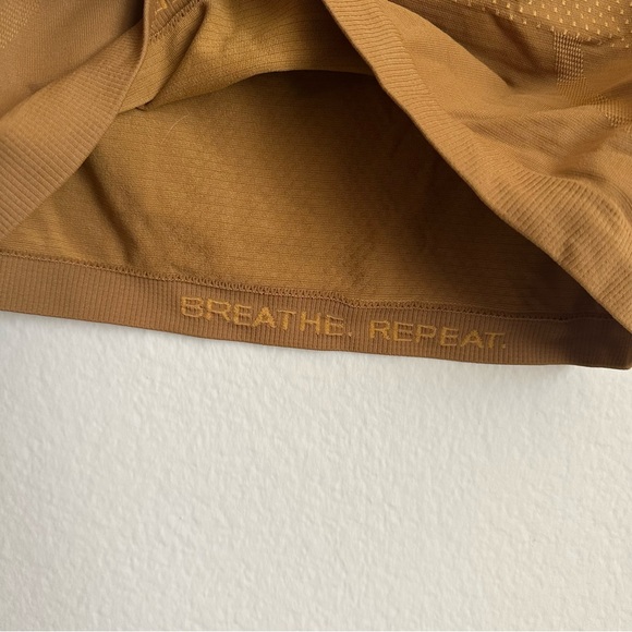 Lululemon Long Sleeve Top - Picture 2 of 6